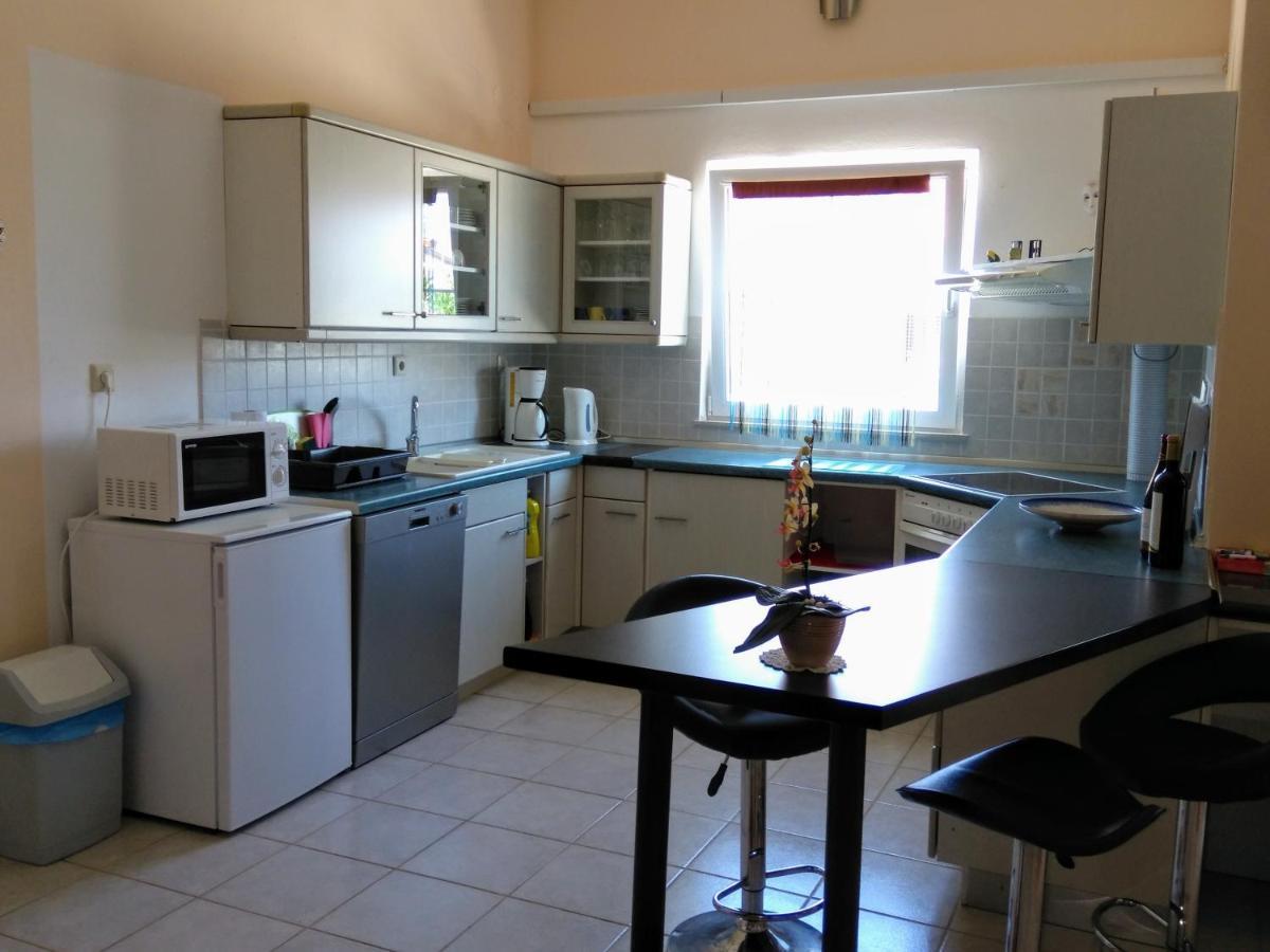 Apartmani Korade วีร์ ภายนอก รูปภาพ