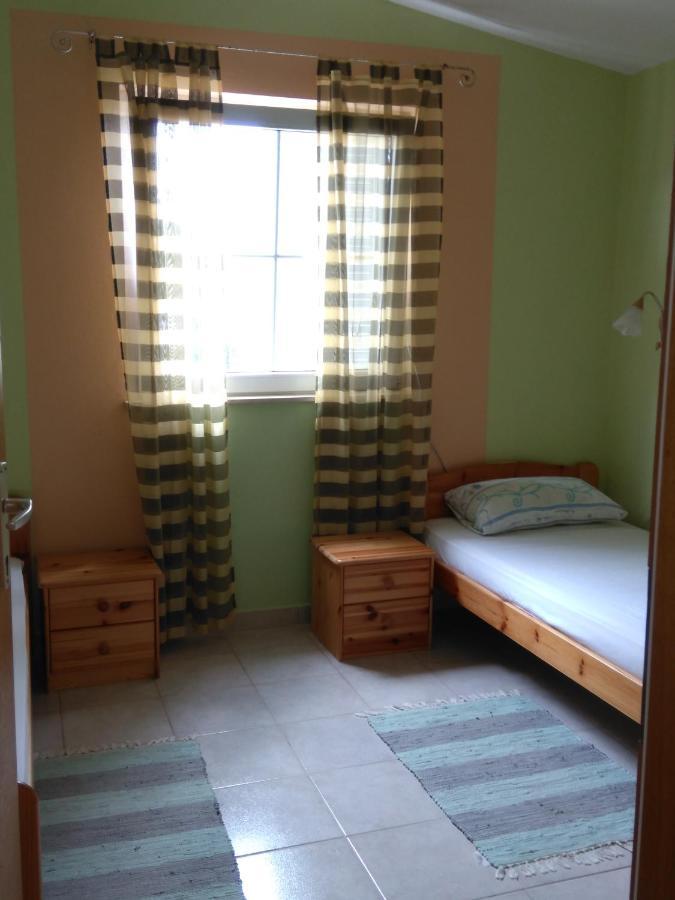 Apartmani Korade วีร์ ภายนอก รูปภาพ