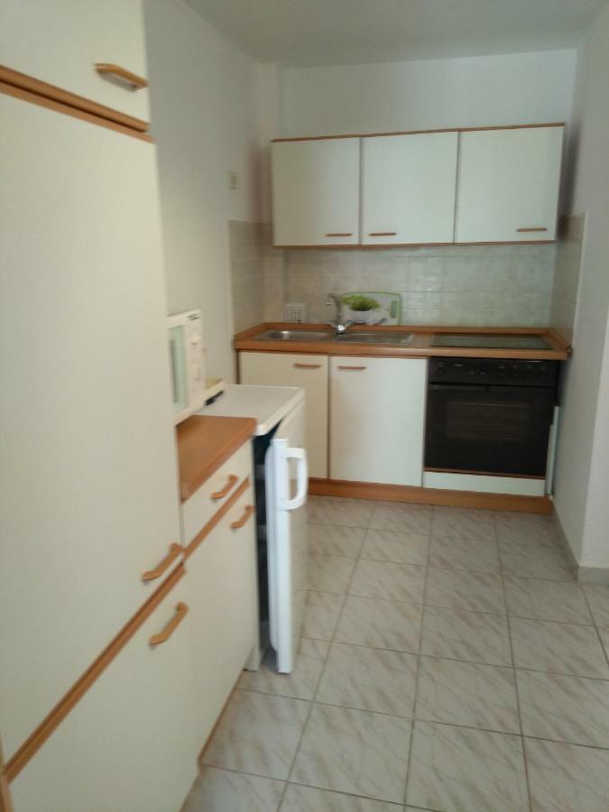 Apartmani Korade วีร์ ภายนอก รูปภาพ